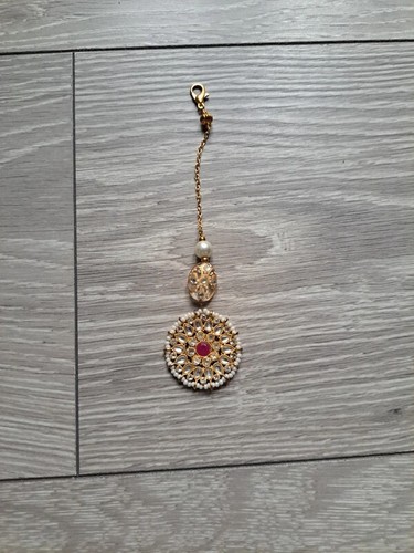 Kundan jewellery