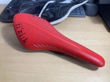 Fizik Carbon Braided Rail Saddle Red