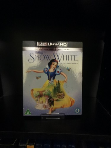 Snow white and the - snow,