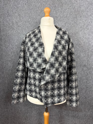 Oska jacket size 16 18 - oska,