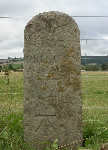 Photo 6x4 old milestone - old, by