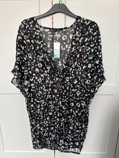 M&S Ladies Pattern Beach Cover