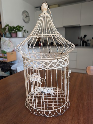 Large cream metal - cream,