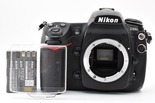 Near mint nikon d300s - nikon,