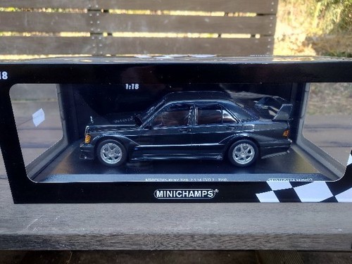 Minichamps mercedes benz - 1/18,