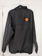 Official Manchester United Black Pullover Hooded Rain Coat Lightweight Size L