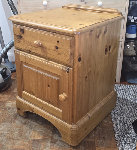 Pine wood bedside - bedside, cabinet