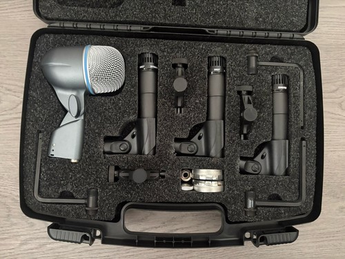 Shure drum microphone - drum, set