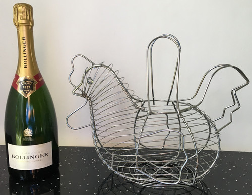 Metal hen egg - hen, wire