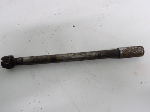 Yamaha 250 front spindle - yamaha,