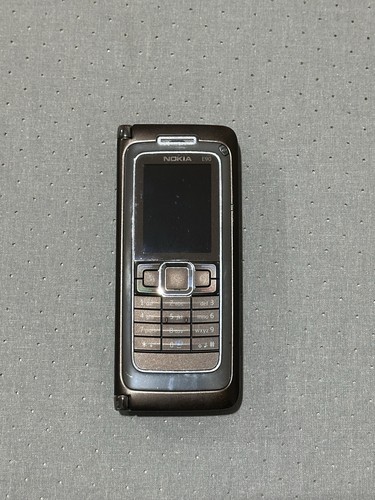 Nokia e90 communicator mocha - communicator,