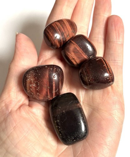 Red tiger eye tumble - 1,