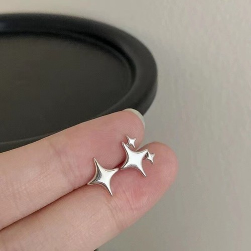 Stunning stars earrings stud - stars,