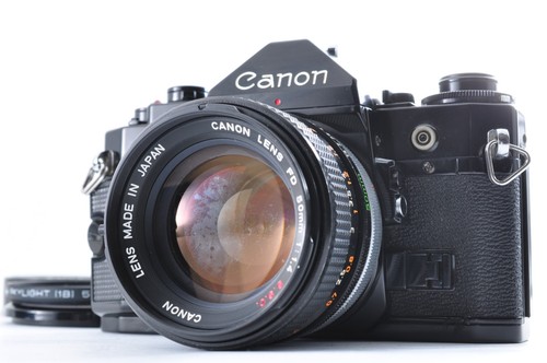 Canon lens 50mm f - /,