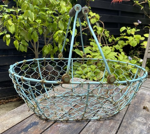 Charming vintage metal - charming,
