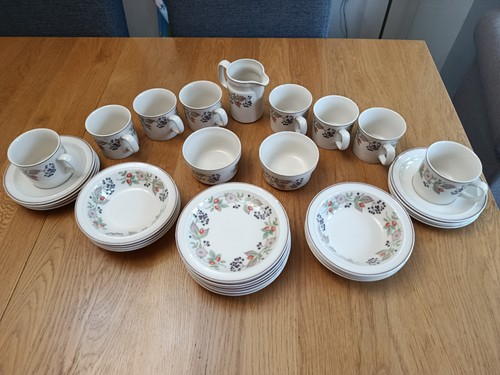 35xwedgewood roseberry tea set - tea,
