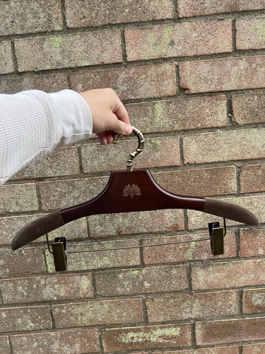 Raffles hotel clothes hanger - raffles,