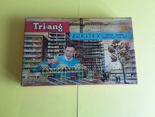 Triang Arkitex Bridge Building.  Set No. D. 00/H0 scale. Rare.