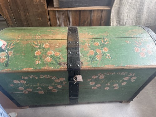Hand painted floral antique - hand,