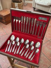 VINTAGE UNUSED CANTEEN ONEIDA STAINLESS STEEL CUTLERY SET RETRO 1970,s STUDIO