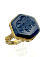 Roman Style Octagonal Intaglio Ring with Black Gem – Size U 1/2 – 19mm – 10.67g