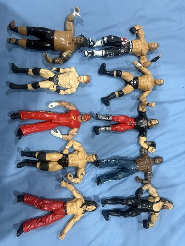 Wwe action figures mixed lot - action,