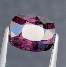 Natural 3.99 carats  Swiss