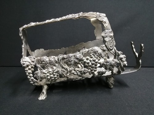 Beautiful vintage grape vine - vintage,