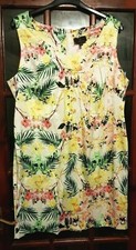 Simon Jeffrey Size 18 multicoloured floral design dress BNWOT