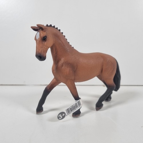 Schleich hanoverian mare 13817 - hanoverian,