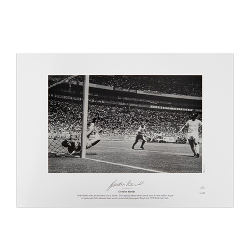 Gordon banks signed england - gordon,