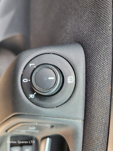 Polo mk5 wing mirror switch - polo,