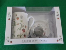 A Beautiful Royal Botanic Gardens Kew Strawberry Fayre High Tea Gift Set