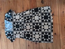 Gorgeous Geometric Print Ersa