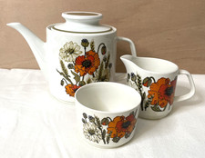 J &G MEAKIN STUDIO POPPY TEA