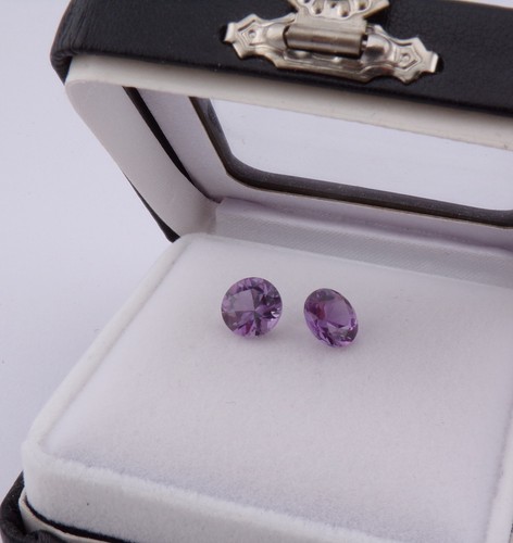 Round alexandrite - 4,
