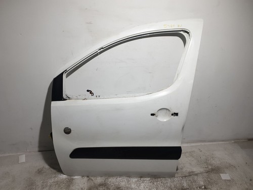 9002z3 left front - front, door