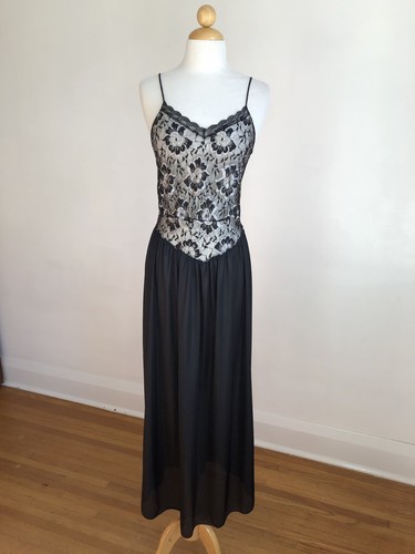 Stunning vtg undercover wear - stunning,