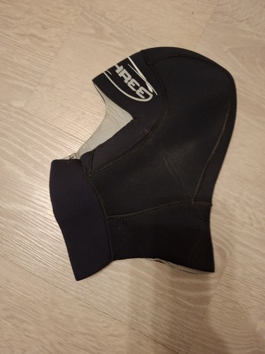 Three hood size small - three,