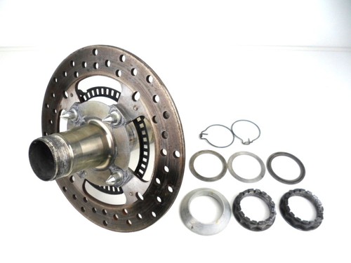 Rear wheel axle brake - +,