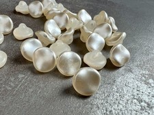 20 Vintage Tiny Pearlised