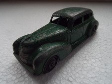 Dinky . No.39E. Chrysler Royal Sedan Green Car. Vintage