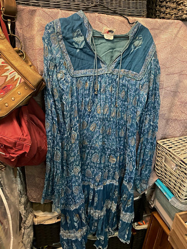 Phool blue cotton paisley - blue,