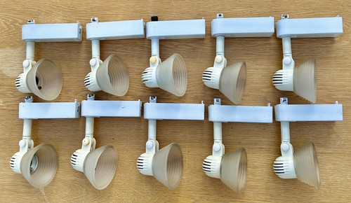 Mains track light - light, fitting