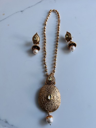 Indian pakistani chain pendant - indian,