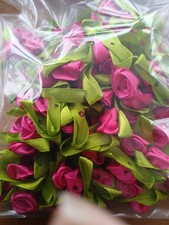 100 x Small Satin Rose Buds