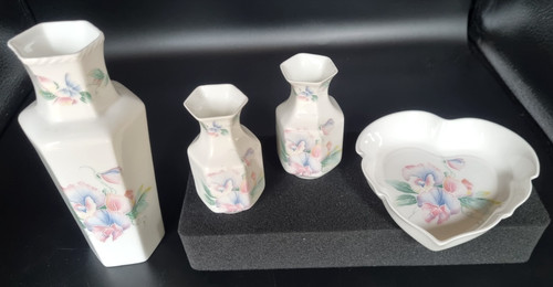 Aynsley fine bone china - fine, of