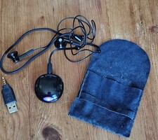 Samsung YP-S2 Digital MP3 Player  1GB + original bag, charging USB & Earphones