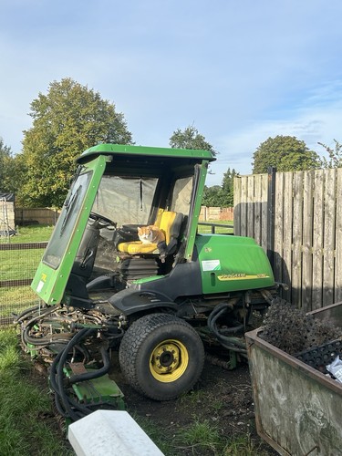 John deere 3235c - john,