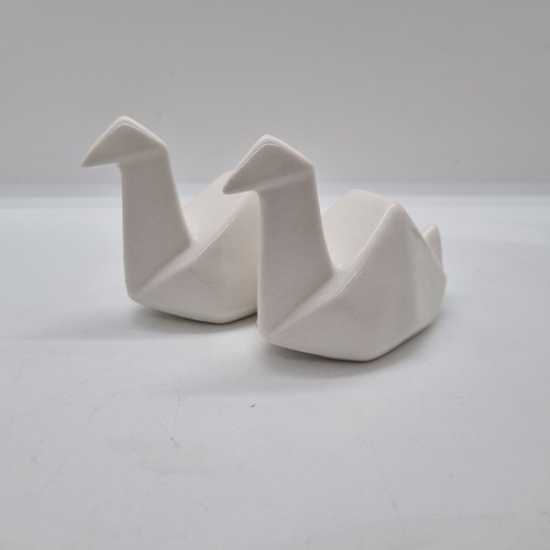 Novelty white swan - novelty,